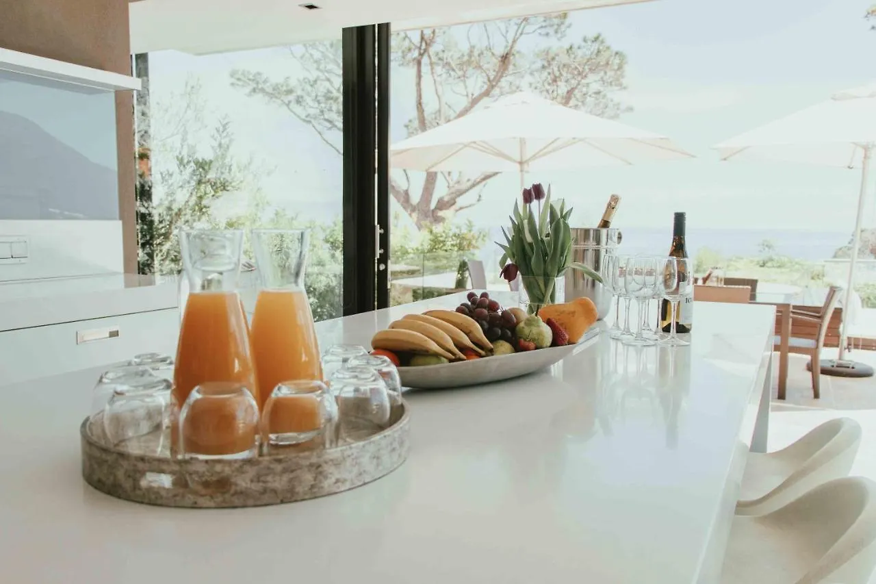 Serenity Villa 18 Ronald Rd Camps Bay Cape Town