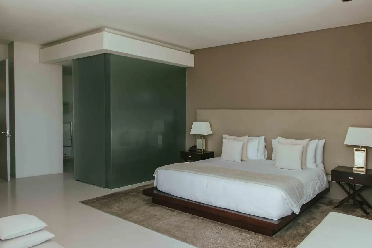 Serenity Villa 18 Ronald Rd Camps Bay Cape Town 0*,  South Africa