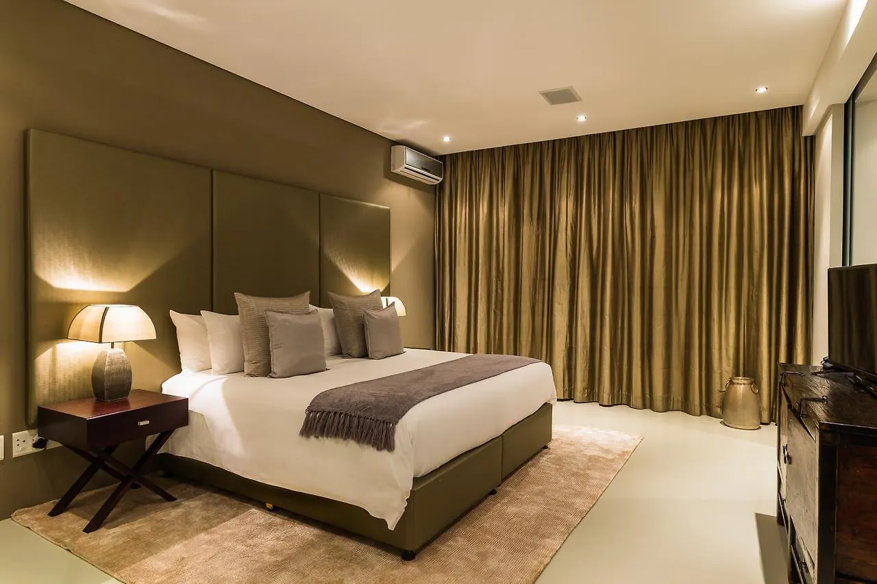 Serenity Villa 18 Ronald Rd Camps Bay Cape Town
